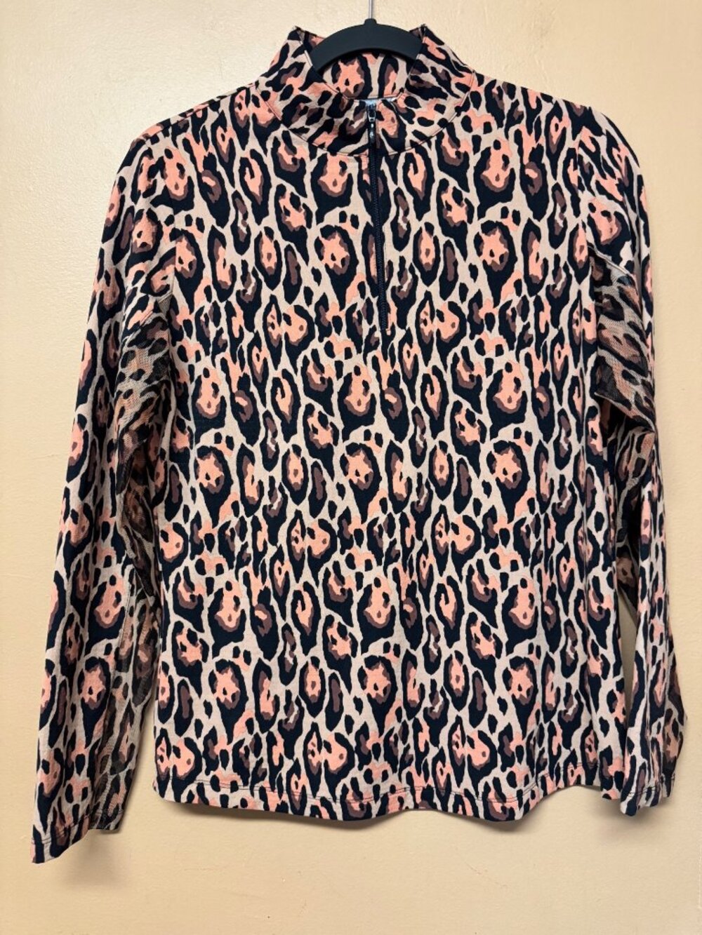 IBKUL Leopard Print UPF 50+ Cooling 1/4 Zip Performance Pullover Size Medium